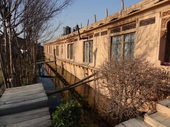 Шринагар: R. I. E. Heritage Group of Houseboats Srinagar