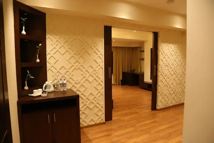 Белагави: Hotel EEFA