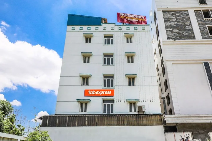 Особая экономическая зона Mahindra World City: FabExpress PP Residency