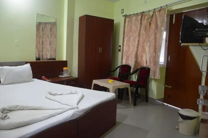 Пури: Hotel Jeevan Sandhya