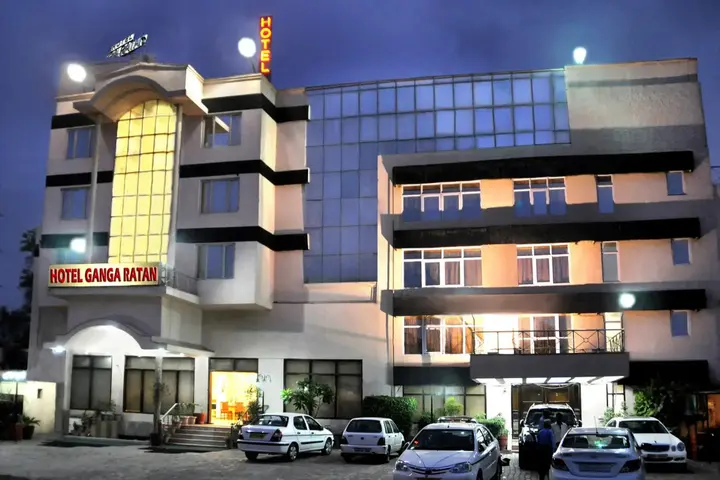 Агра: Hotel Ganga Ratan
