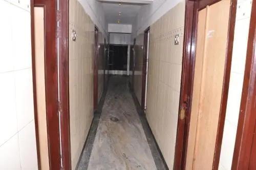Пунди: Abirami Inn