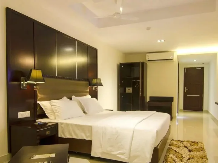 Пунди: Hotel Thangavilas Inn