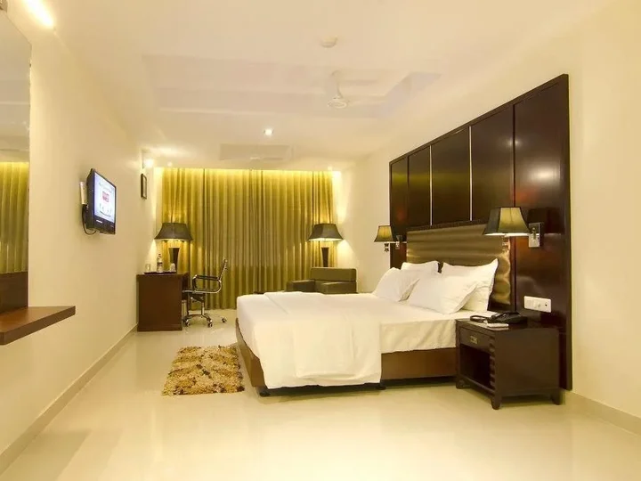 Пунди: Hotel Thangavilas Inn
