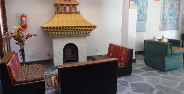 Пеллинг: Yuksum Residency