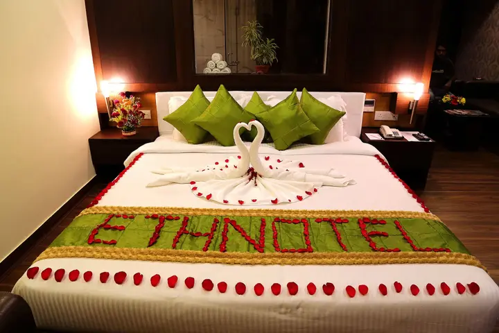 Колката: Ethnotel, Kolkata Airport