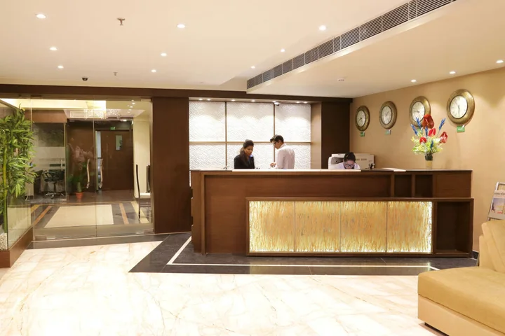 Колката: Ethnotel, Kolkata Airport