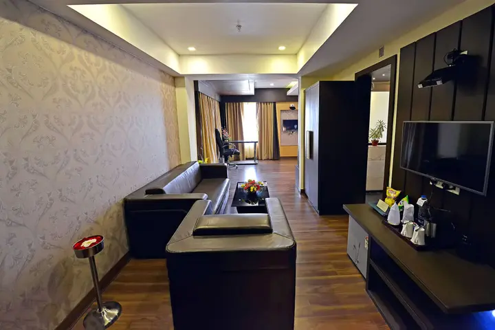 Колката: Ethnotel, Kolkata Airport