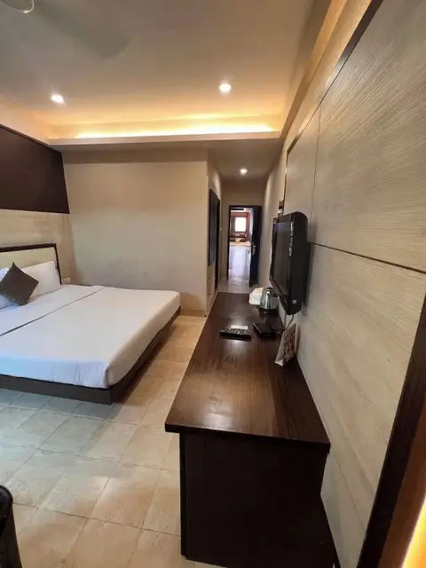 Канпур: Hotel SB Castle