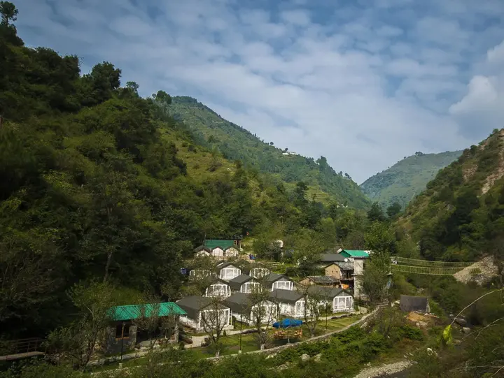 Куфри: Hail Himalayas
