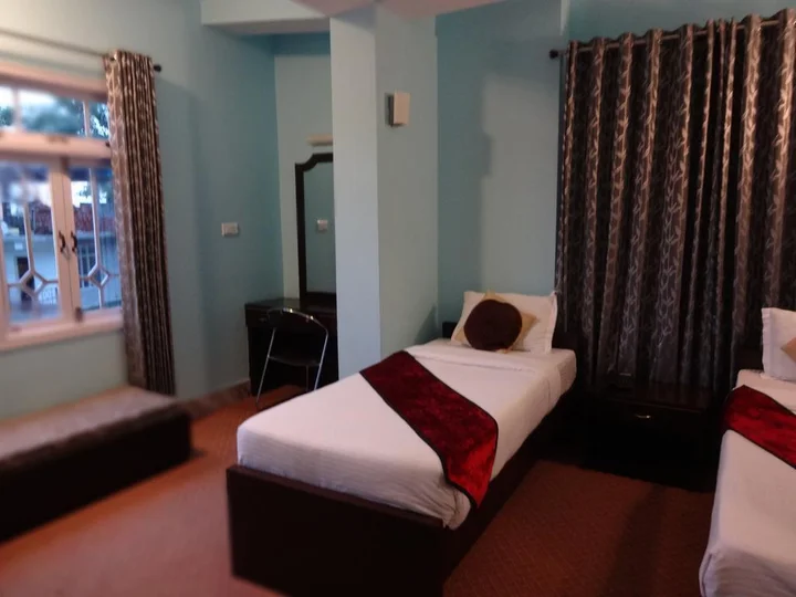 Пеллинг: Hotel Hangkhim