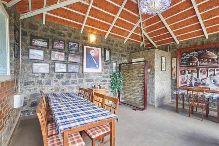 Ути: Sabol Holiday Resorts