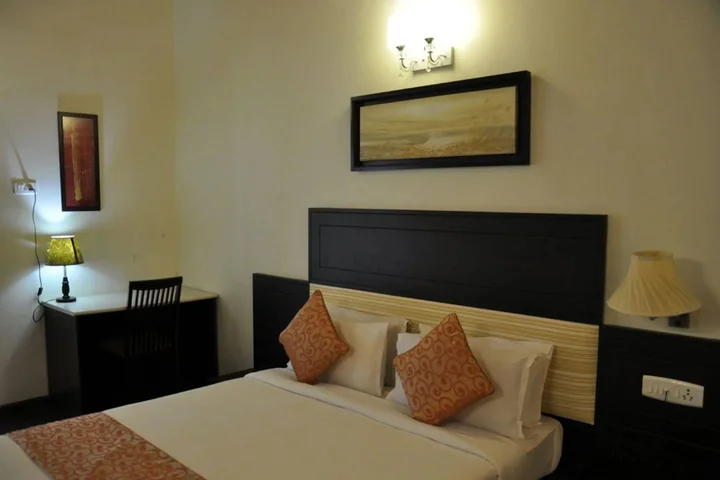 Ути: Sabol Holiday Resorts