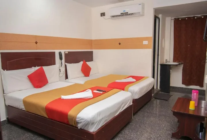 Мадурай: Hotel Boopathi