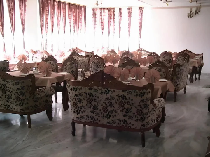 Бхунтар: Mashoo Resorts