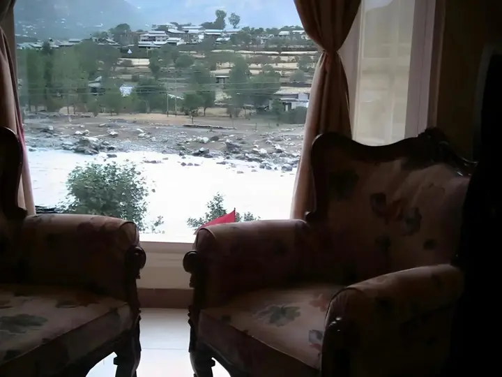 Бхунтар: Mashoo Resorts