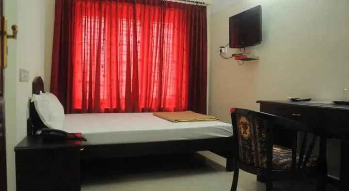 Тируванантапурам: Dreamz Hotel
