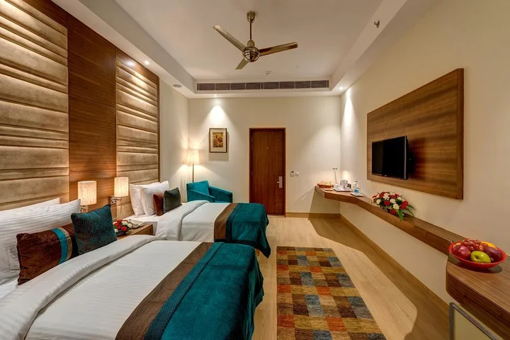 Колката: The Astor Kolkata