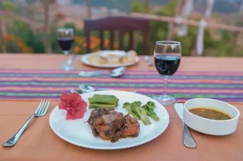 Пеллинг: Martam Village Resort
