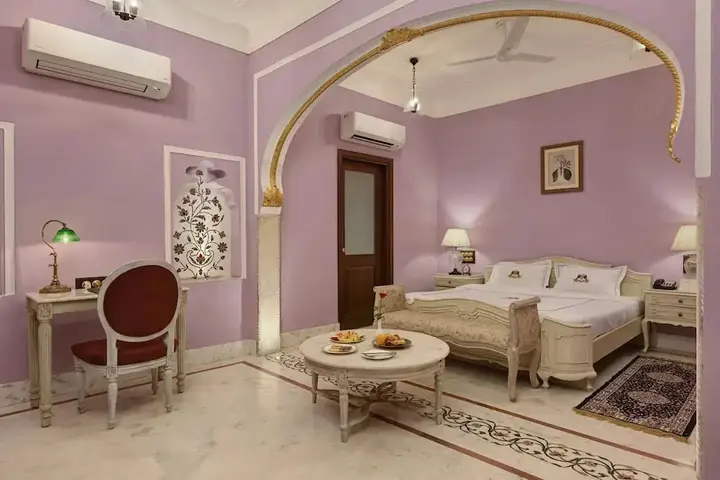Ачрол: Shahpura Haveli