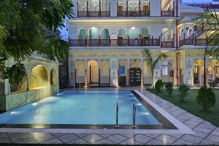 Ачрол: Shahpura Haveli