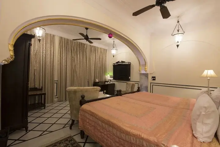 Ачрол: Shahpura Haveli
