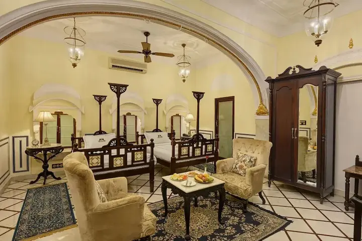 Ачрол: Shahpura Haveli