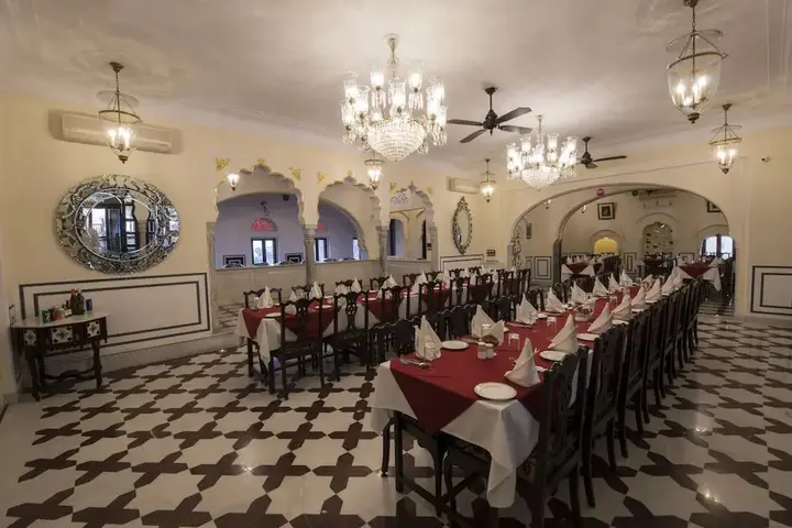 Ачрол: Shahpura Haveli