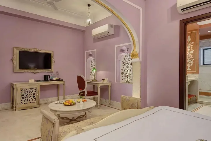 Ачрол: Shahpura Haveli