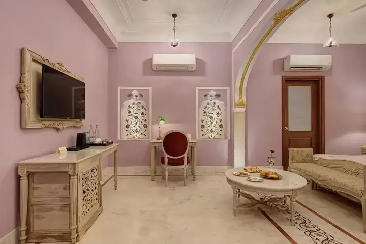 Ачрол: Shahpura Haveli