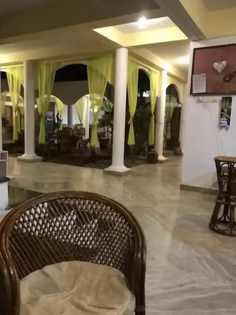 Варкала: Ashiyana Cliff and Beach Resort
