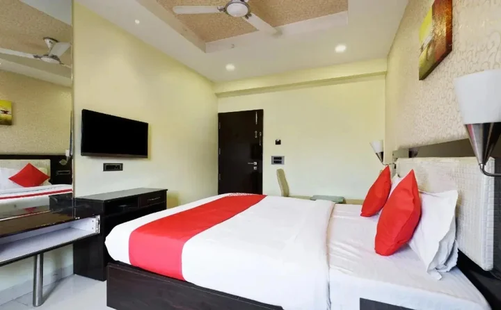 Аурангабад: Hotel Starlight Inn