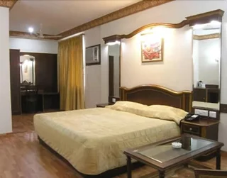 Aligarh: Hotel Melrose Inn