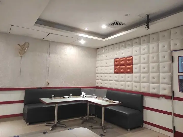Aligarh: Hotel Melrose Inn