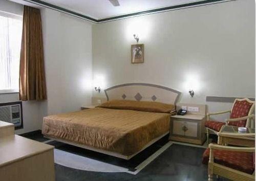 Aligarh: Hotel Melrose Inn