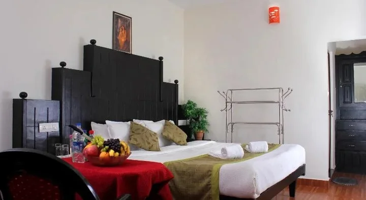 Муннар: Hotel 7's TM