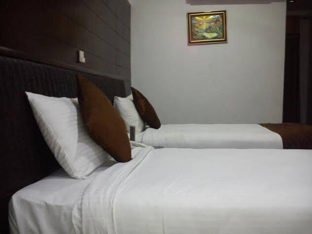 Хидерабад: Abinand Grand Hotel