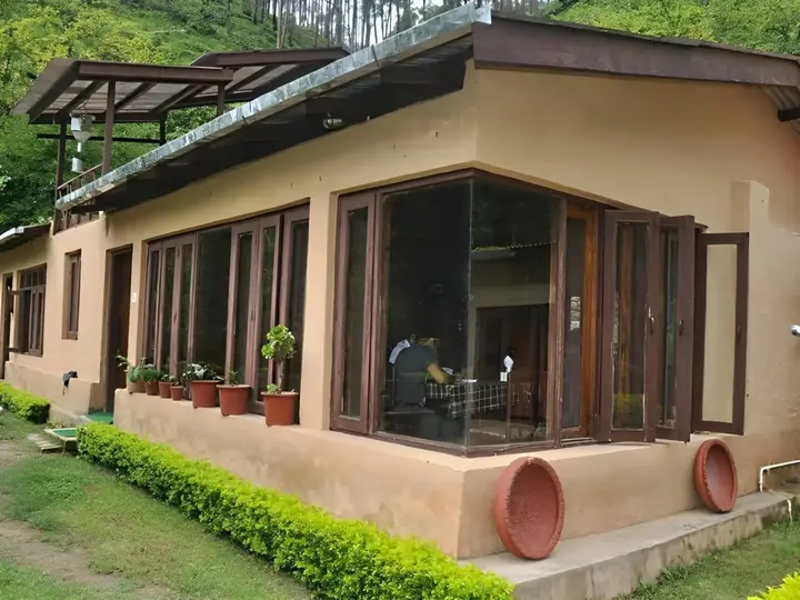 Раникхет: Perfectly Located Resort amidst Majkhali Woods