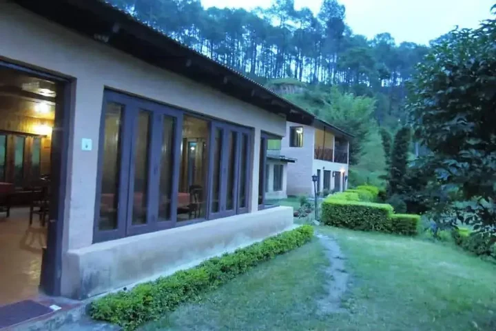 Раникхет: Perfectly Located Resort amidst Majkhali Woods