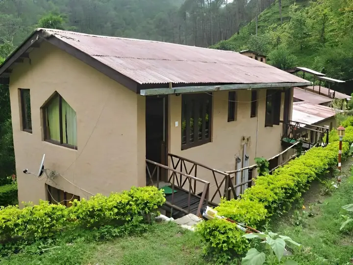 Раникхет: Perfectly Located Resort amidst Majkhali Woods