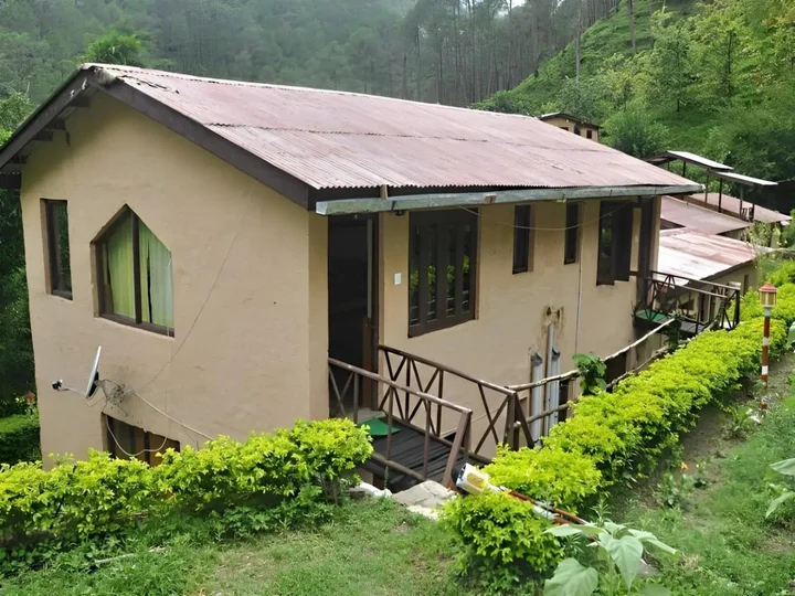 Раникхет: Perfectly Located Resort amidst Majkhali Woods