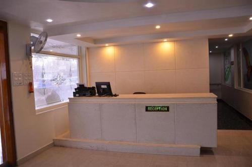 Веллор: Hotel Siva AVM Grande