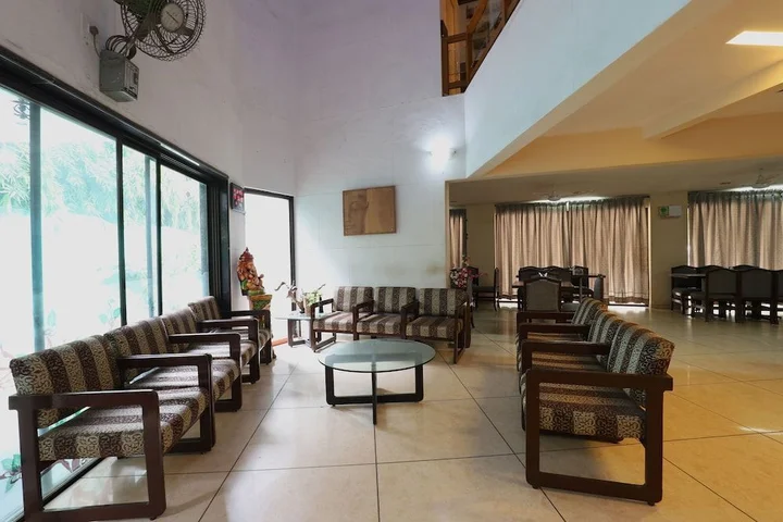 Вадодара: OYO 9512 Hotel Tulsi
