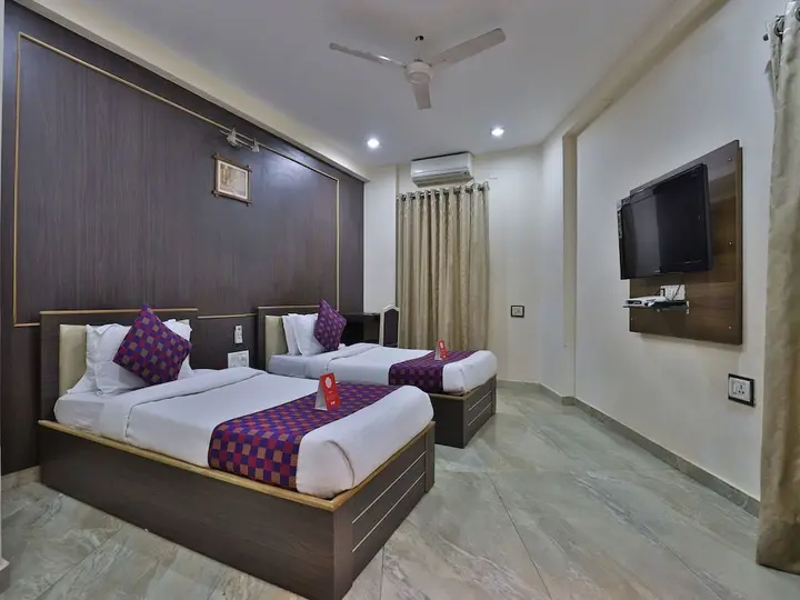 Вадодара: OYO 9512 Hotel Tulsi