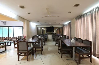 Вадодара: OYO 9512 Hotel Tulsi