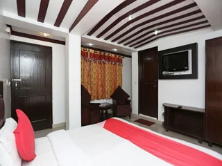 Массури: Hotel Ratan