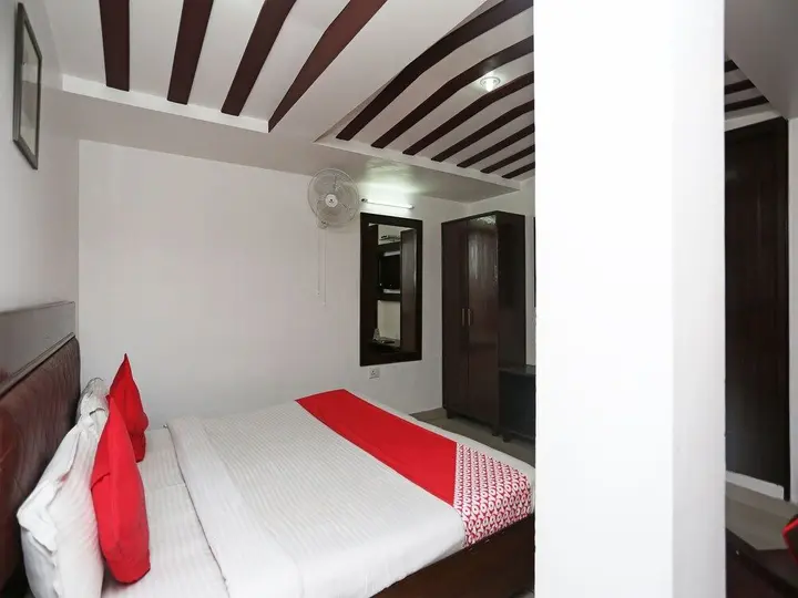 Массури: Hotel Ratan