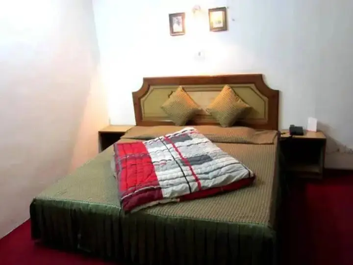 Массури: Hotel Ratan