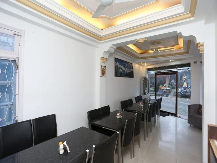 Массури: Hotel Ratan