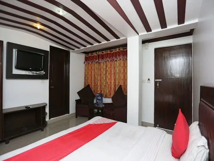 Массури: Hotel Ratan